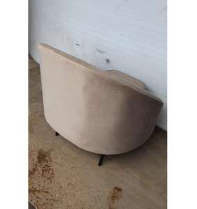 Fauteuil lounge individuel avec structure en bois, revêtement en tissu, base en métal, canapé sectionnel pivotant pour salon - Product Image 1