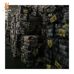   <span class=keywords><strong>Grossiste</strong></span> en articles d'occasion : Rideaux d'hôtel prêts à l'emploi, vêtements grande taille d'Inde, tissu de rideaux usagé - Product Image 2