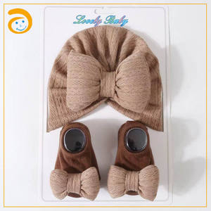 Algodón acanalado bebé sombrero calcetines conjunto bebé grandes lazos de pelo <span class=keywords><strong>turbante</strong></span> 0-12 meses recién nacido Beanie Calcetines - Product Image 4
