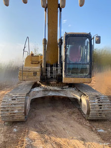 Excavatrice sur chenilles hydraulique Caterpillar CAT323D2L 23T d'occasion, modèle 2022, moteur inclus, puissance 110 kW, excellent état - Product Image 4