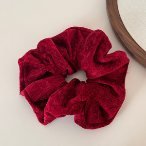 Fall Winter Arrival Velvet Fashionable Geometric <b>Large</b> Intestine Scrunchies 16cm Women's Hair Accessories for Beauty - Product Image 5
