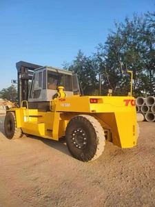 Chariot élévateur diesel d'occasion de 2,5/3/4/5/7/10/15/16/25/30 tonnes FD200 FD150 FD160 FD300 avec trois mâttes, à vendre à Shanghai - Product Image 6