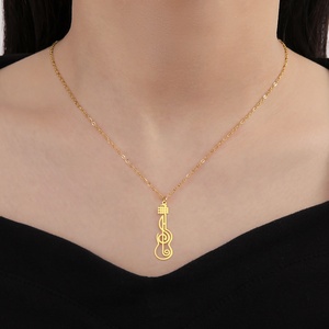 Collier instrument <span class=keywords><strong>de</strong></span> musique Symbole musical Clé <span class=keywords><strong>de</strong></span> <span class=keywords><strong>sol</strong></span> Cadeau pour femme homme enfant Pendentif en acier inoxydable Bijoux - Product Image 3