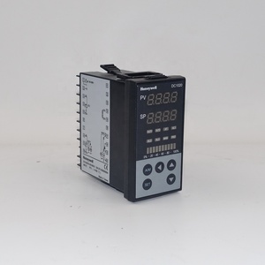 Contrôleurs numériques polyvalents Honeywell DC1020CR-30100B-E, pour brûleurs de chaudière - Product Image 3