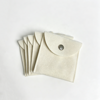 Petite pochette de luxe en velours avec bouton pression, sac d'emballage personnalisé pour bijoux (bracelet, boucles d'oreilles, bague)