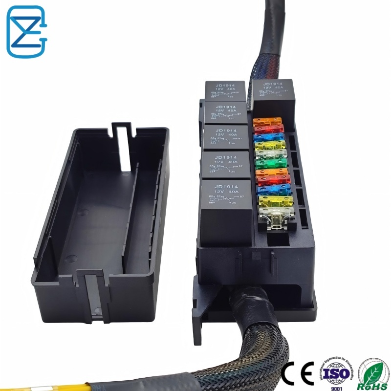 Waterproof 12V 6 Way Auto Fuse