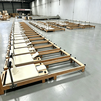 Reformer Pilates pliable en bois d'érable massif, lit de rééducation gain de place, machine de Pilates à glissière silencieuse pour entraînement à domicile ou en appartement de petite taille