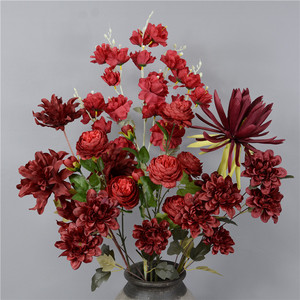 Arrangement floral artificiel rouge Dongchen Crafts pour mariage et décorations intérieures - Product Image 1