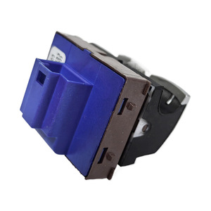 Interruptor de Apertura de Maletero Volkswagen 35D959903 para Control de Maletero y Tapa de Combustible con Indicador Luminoso - Product Image 2