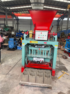 Ligne de production de machines de fabrication de PLC et de blocs d'engrenages BOSF 4-35C à haute efficacité avec empileur automatique, rigide et entièrement automatique - Product Image 5