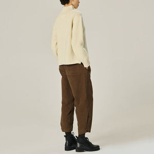Venta al por mayor 2024 Otoño Invierno <span class=keywords><strong>Beige</strong></span> <span class=keywords><strong>cuello</strong></span> <span class=keywords><strong>alto</strong></span> suelto Casual lana lindo suéteres para mujeres suéter de punto mujeres - Product Image 3