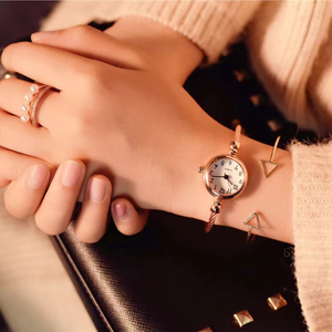 Montre-bracelet en alliage pour femme 38 mm, simple, tendance, polyvalente, artistique et unique, à quartz - Product Image 5