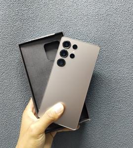 Compras en Línea Seguras para S25 Ultra con Pantalla FHD CDMA, Soporte en Español para Pagos Seguros y Seguimiento de Pedidos - Product Image 3