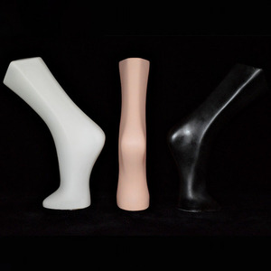 <span class=keywords><strong>Mannequin</strong></span> de <span class=keywords><strong>pied</strong></span> pour <span class=keywords><strong>homme</strong></span> en gros, présentoir à chaussures noir/blanc, <span class=keywords><strong>mannequin</strong></span> de <span class=keywords><strong>pied</strong></span> en plastique magnétique pour chaussettes - Product Image 2