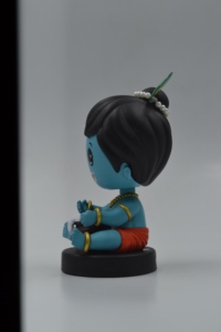 Bobblehead Makhanchor Krishna es un animal lindo y juguetón, perfecto para el tablero de tu coche, la oficina o la decoración del hogar. - Product Image 2