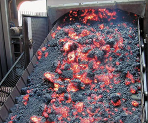 Coke métallurgique à faible teneur en soufre Cloudchuang FC 88% d'origine du Shanxi, production d'usine, haute teneur en cendres 9%, 0,3% de soufre, vente chaude - Product Image 3