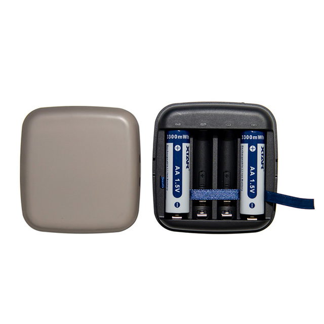 XTAR BC4 Portable 4 Slots Bays Independent Smart Li-ion 5V Li-ion/1.2V Ni-MH AAA AA Battery Charger