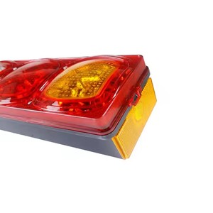 Pièces de rechange en gros d'usine F3000 X3000 X5000 Feu arrière DZ95189811211 pour camion lourd - Product Image 4