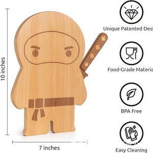 Tabla de cortar OTOTO Ninja con cuchillo, diseño de dibujos animados en madera para uso en la cocina - Product Image 5