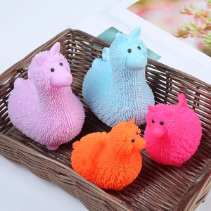 Juguete Antiestrés de TPR con Forma de Caballo Jincan Lama para la Liberación Emocional, para Niños de 5 a 7 Años - Product Image 2