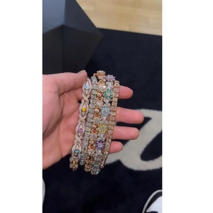 Bracelet Hip Hop en Diamants de Qualité Supérieure, Design Moderne pour Soirées et Mode Urbaine, Disponible à Prix Abordable - Product Image 2