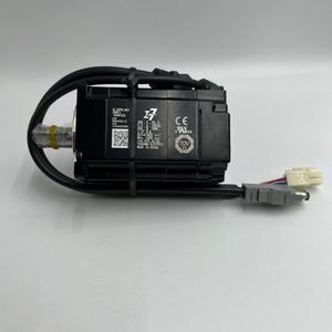 Motor Servo Yaskawa SGM7J-04AFC6S de 130 mm con Montaje de Brida, Motor de CA Trifásico, Motor Eléctrico Miniatura Totalmente Cerrado - Product Image 1