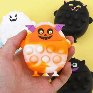 Jouets sensoriels anti-stress en silicone à thème Halloween, formes chauve-souris, fantôme, rat, pour enfants de 3 à 6 ans, vente en gros - Product Image 1