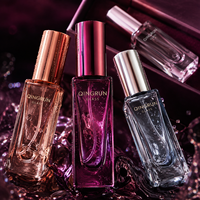 Vente en gros d'atomiseurs de parfum en verre rechargeables de 5 ml et 10 ml, flacon de parfum rectangulaire mince avec bouchon en métal pour les voyages
