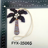 Nouveau modèle de boîte à fleurs décorative en verre avec perles de coco, accessoire de sac avec strass incrustés, design tendance