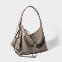Sac fourre-tout coréen portable de style niche, à porter à l'épaule ou en bandoulière, grande capacité, en cuir véritable, simplicité urbaine, pour femme