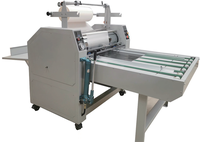 Machine à plastifier le papier de qualité industrielle, robuste et compacte, pour le traitement du papier, la protection des documents et des photos, amélioration de la qualité.