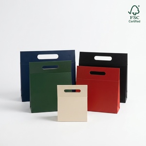 Estuche <span class=keywords><strong>de</strong></span> Presentación <span class=keywords><strong>de</strong></span> Fragancias Triangulares |   Caja Magnética Rígida Plegable <span class=keywords><strong>para</strong></span> Set <span class=keywords><strong>de</strong></span> Perfumes - Product Image 2