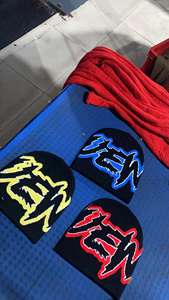 Topi Rajut Akrilik Berkualitas Tinggi Tanpa Lipatan, Topi Skull Fitted dengan Cetak Jacquard Personalisasi, Topi Beanie Y2K untuk Musim Dingin, Santai, dan Sehari-hari - Product Image 4