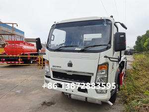 Camión <span class=keywords><strong>Cisterna</strong></span> Howo RHD 4x2 <span class=keywords><strong>de</strong></span> 6000 Litros (<span class=keywords><strong>1500</strong></span> <span class=keywords><strong>Galones</strong></span>) para la <span class=keywords><strong>Venta</strong></span> - Product Image 6