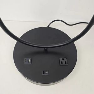 La Quinta <span class=keywords><strong>Vista</strong></span> 3.0 Wyndham, Suite Deluxe con Habitación Moderna y Sencilla, 1 Cama King, Aire Acondicionado, Lámpara de Noche E26, Puerto de Carga USB - Product Image 6