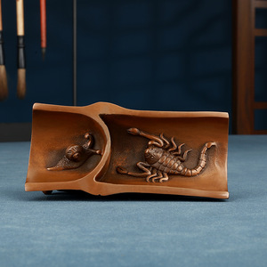 Prensapapeles de Cobre Copper World con Diseño de Cigarra, 10 cm, Decoración para Estudio, Regalo para el Día del Maestro - Product Image 3