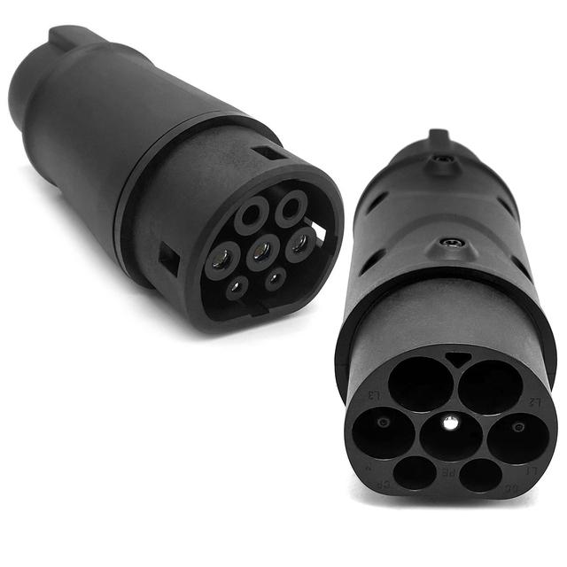 GB/T to Type 2 EV Charger Adaptor IEC 62196 to GB China Standard EV Charger Connector EV Charger Adapter GB/T to Type 2 Plug