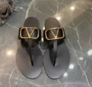 High Quality Trending Luxury Rubber Summer Leather Slides Beach Women's Sandals Shoes VLTN Designer Flat Flip-Flops Slipper