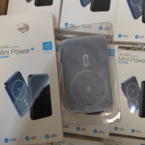 Sạc dự phòng không dây từ tính siêu mỏng hợp kim nhôm 10000mAh 5000mAh, mini di động cho điện thoại - Product Image 6