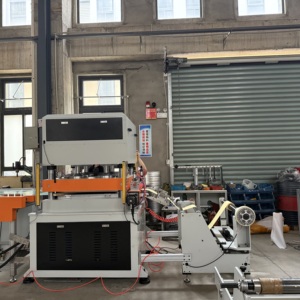 Pressa Idraulica <span class=keywords><strong>a</strong></span> Quattro Colonne e Tre Travi con Servomotore e Controllo PLC per Etichettatura Automatica di Nastro Adesivo in Schiuma - Product Image 5