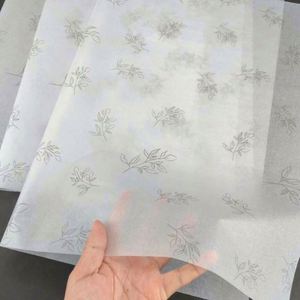 Papel de Regalo de Papel Kraft Biodegradable con Logotipo Impreso Personalizado, Papel de Seda Rosa de Doble Cara para Envolver Ropa y Zapatos - Product Image 1