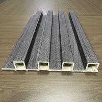 Vente directe d'usine, panneaux muraux en composite bois-plastique résistants à l'humidité, installation facile, panneaux muraux décoratifs WPC