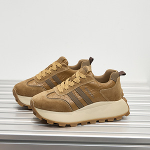 Chaussures de sport décontractées pour femmes, fabriquées en Chine, de haute qualité, personnalisées, simples, conçues pour la marche lente. - Product Image 3