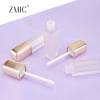 Tube de brillant à lèvres vide de 4 ml avec capuchon doré ou rouge, flacon carré transparent en plastique pour huile à lèvres, tube de rouge à lèvres liquide personnalisé à mécanisme rotatif, vente en gros