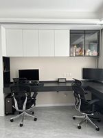 Meuble informatique flottant sans poignée, unité modulaire personnalisée à profondeur réduite pour chambre Tiny Condor, zone de travail compacte à distance