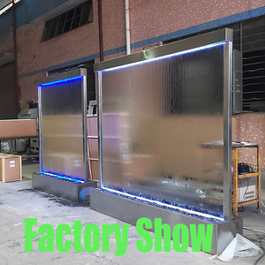 Fontana d'Acqua in Vetro Temperato Trasparente con Cascata a Parete in Acciaio Inox per Decorazione d'Interni, Vendita Diretta dalla Fabbrica - Product Image 5