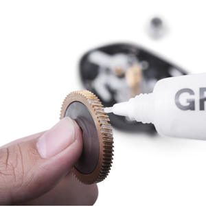 Aceite de mantenimiento para carretes de pesca Gp Pool Blade, lubricante de un solo uso para rodamientos y engranajes, para carretes de spinning y baitcasting, pesca en agua dulce - Product Image 1