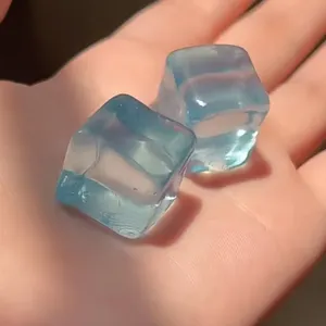 Kawaii kristal buz küpü Mochi stres kabartma topu küçük TPR yumuşak kauçuk jöle yapışkan oyuncaklar streç küp Squishy hayvan yavaş yükselen