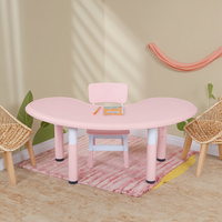 Ensemble table et chaises modernes pour enfants Meubles en plastique pour garderie
