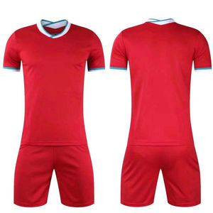 Nouvel arrivage : uniforme de football respirant pour hommes, uniforme de football sur mesure, 100 % polyester, uniforme de football de haute qualité - Product Image 2